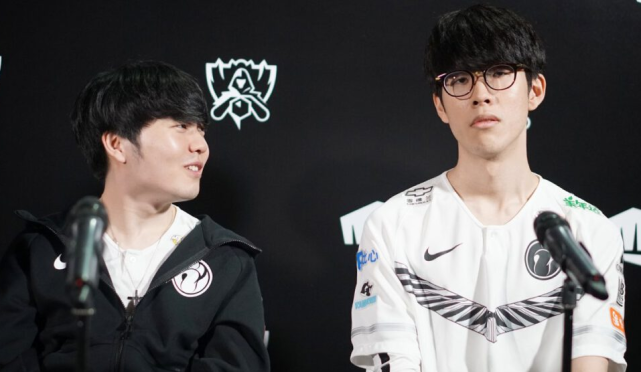 意味着他下 意味着他下