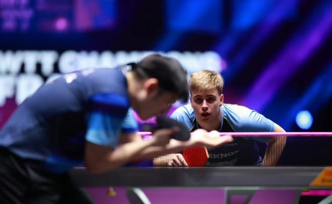 上展示自己 上展示自己