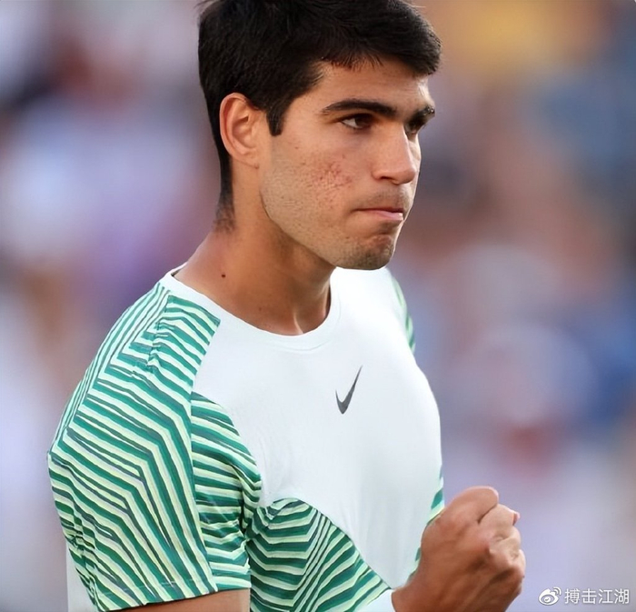 谁更有钱 谁更有钱